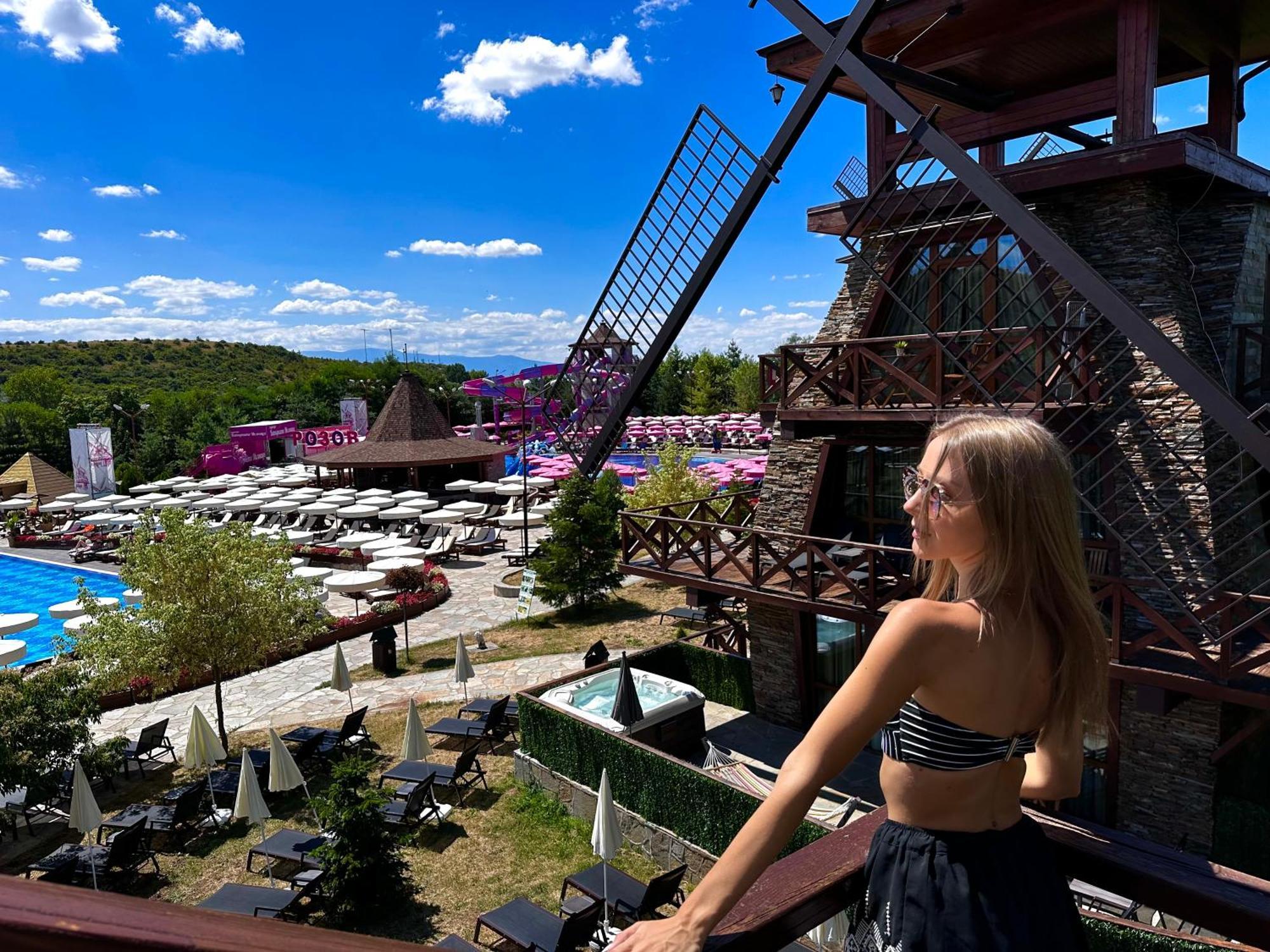 The Wind Mills Hydropark Hotel Gorna Malina Exterior foto