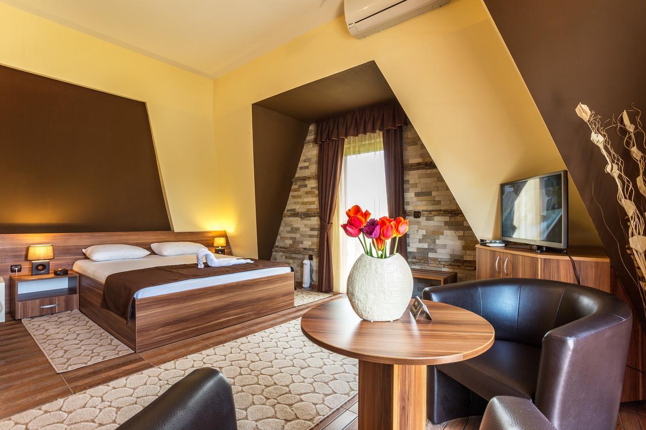 The Wind Mills Hydropark Hotel Gorna Malina Exterior foto