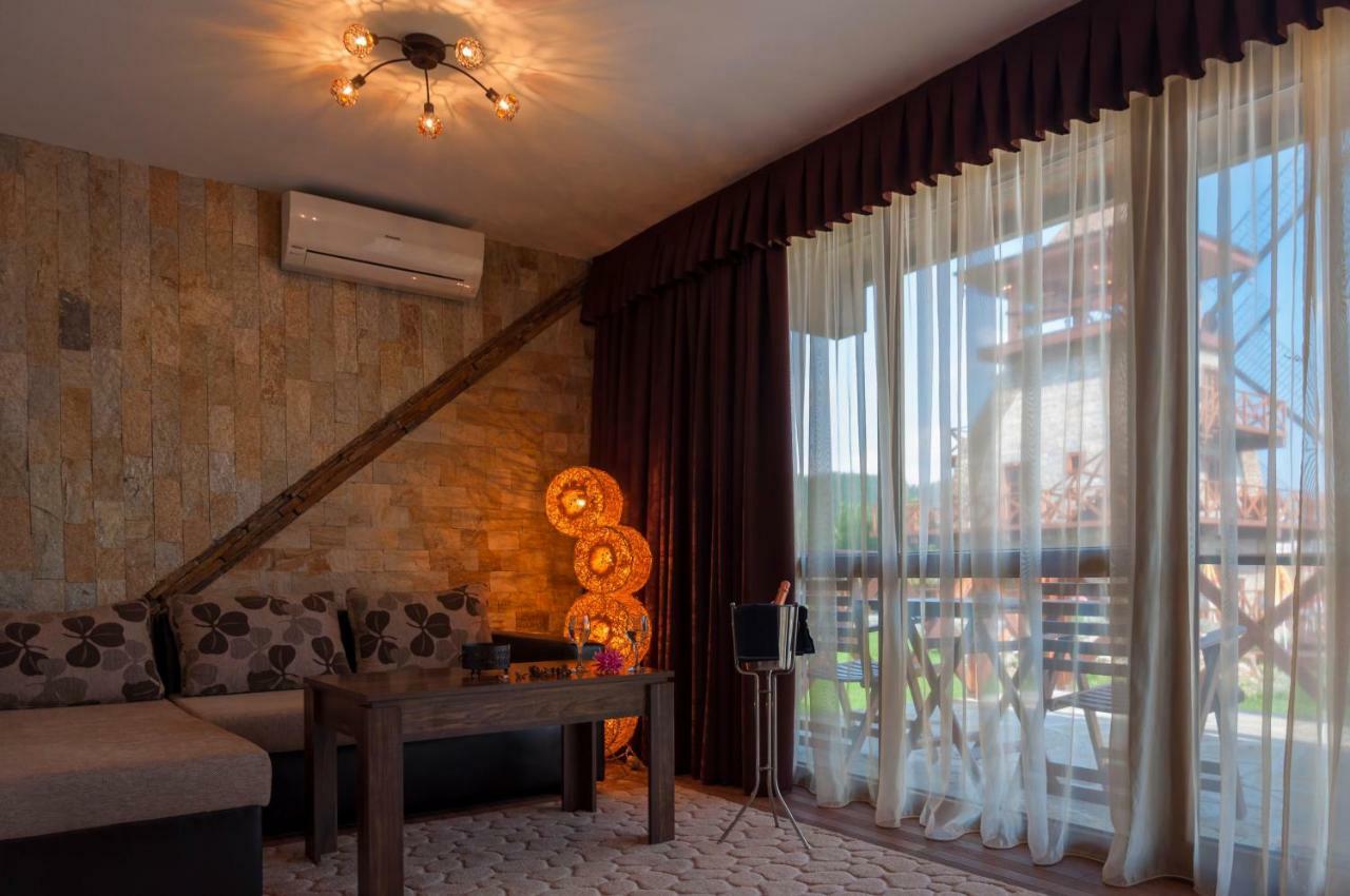The Wind Mills Hydropark Hotel Gorna Malina Exterior foto